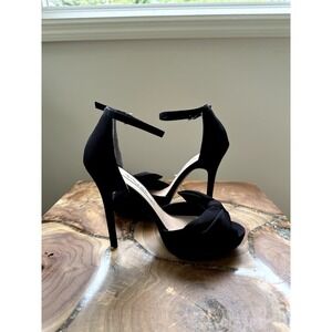 NEW Nina Black Peep toe heel with cute bow size 6.5 (010) wedding prom Shoes